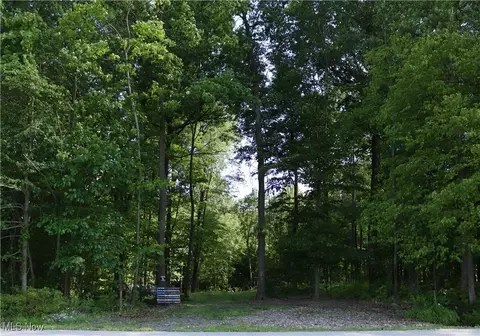 2137 Pritchard Ohltown Rd SW, Jackson Twp, OH 44481