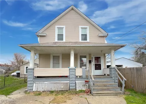 3279 W 58th St, Cleveland, OH 44102