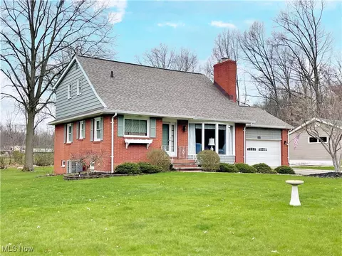 219 Dunbar Rd, Tallmadge, OH 44278