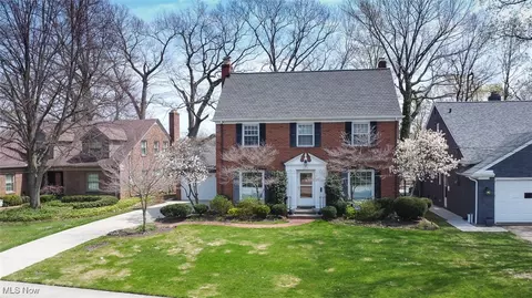 2273 Valley View Dr, Rocky River, OH 44116