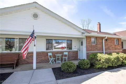 25315 Clubside Dr #6, North Olmsted, OH 44070