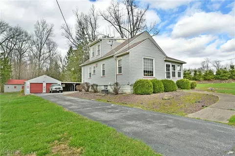 8651 High St NE, Warren, OH 44484 photo 4