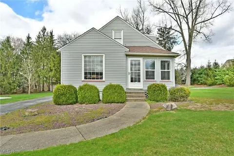 8651 High St NE, Warren, OH 44484