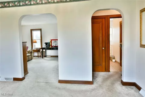 8651 High St NE, Warren, OH 44484 photo 22