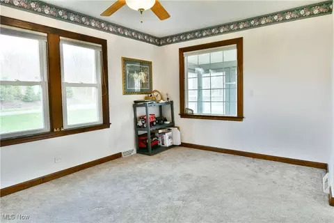 8651 High St NE, Warren, OH 44484 photo 20