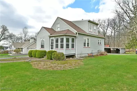 8651 High St NE, Warren, OH 44484 photo 3