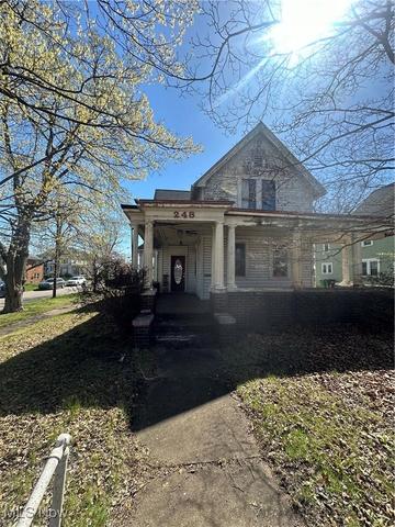 248 N 4th St, Coshocton, OH 43812
