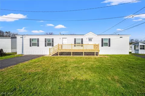 53 Martha Dr, Madison, OH 44057