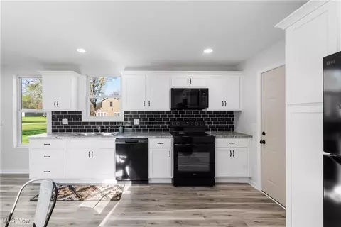 14971 Penford St NW, North Lawrence, OH 44666 photo 8