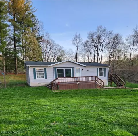 7180 E Wheeling Rd, Zanesville, OH 43701