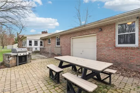 Exterior - 7357 E Parkside Dr, Boardman, OH 44512 photo 8 of 11
