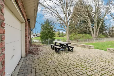 Exterior - 7357 E Parkside Dr, Boardman, OH 44512 photo 7 of 11
