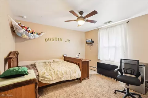 Bedroom - 7357 E Parkside Dr, Boardman, OH 44512 photo 4 of 8