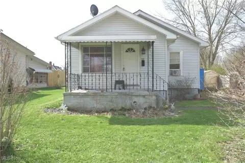 175 W Vermont Ave, Sebring, OH 44672