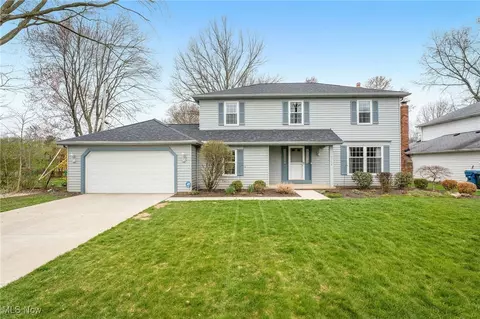 4214 Tallwood Ct, North Olmsted, OH 44070