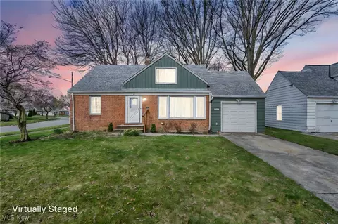 310 E 255th St, Euclid, OH 44132