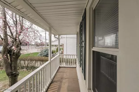 1535 E 290th St, Wickliffe, OH 44092 photo 5