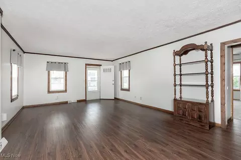 1535 E 290th St, Wickliffe, OH 44092 photo 6