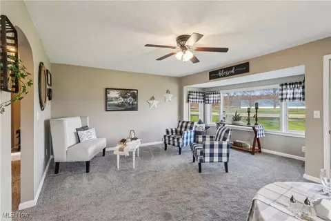 Living - 6623 Center Rd, Ashtabula, OH 44004 photo 4 of 4