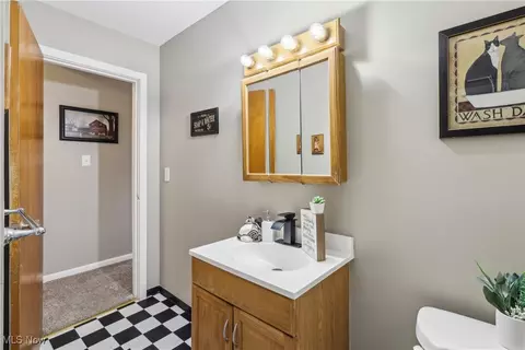 Bath - 6623 Center Rd, Ashtabula, OH 44004 photo 3 of 3