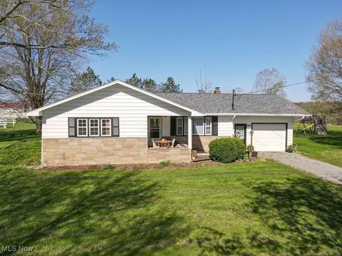 3464 S Bailey Rd, North Jackson, OH 44451