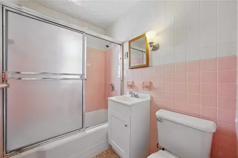 735 E 260th St, Euclid, OH 44132 photo 24