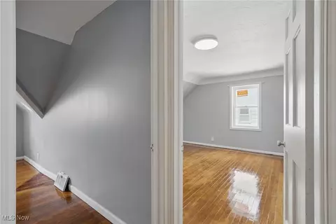 735 E 260th St, Euclid, OH 44132 photo 30