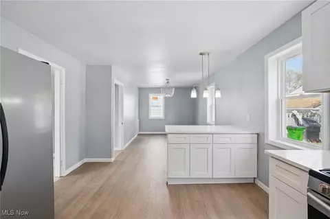 735 E 260th St, Euclid, OH 44132 photo 20