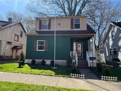655 E Perry St, Salem, OH 44460