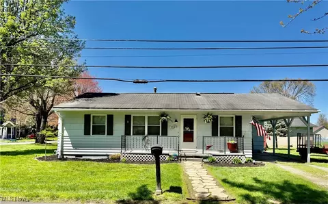 1501 13th Ave, Vienna, WV 26105