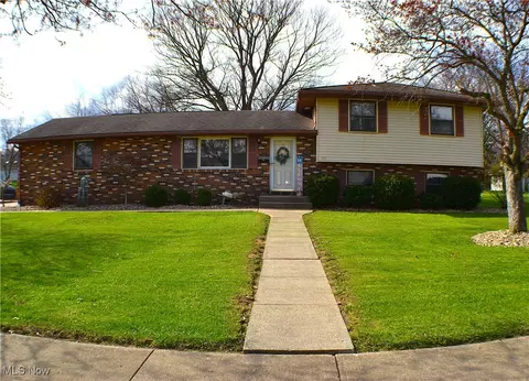 1223 Smith Rd, Ashland, OH 44805