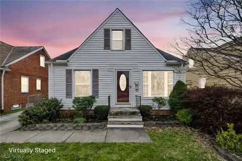 6023 Pelham Dr, Cleveland, OH 44129