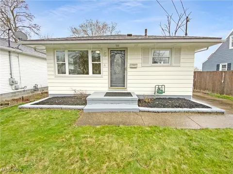 504 Dennison Ave, Akron, OH 44312