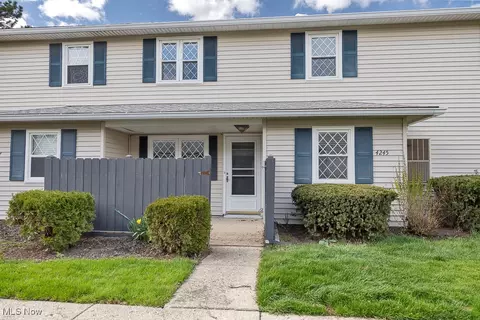 4245 Regal Ave, Brunswick, OH 44212