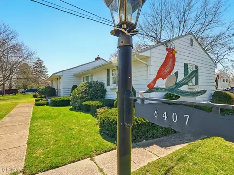 6407 Hiram Ave, Ashtabula, OH 44004 photo 2