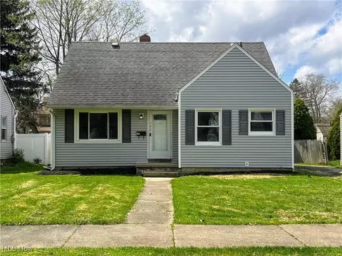 792 Hayden Ave, Akron, OH 44320