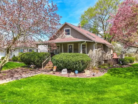 3815 Hile Rd, Stow, OH 44224