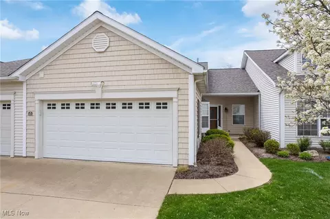 4351 Greenway Trail St NW, Massillon, OH 44647
