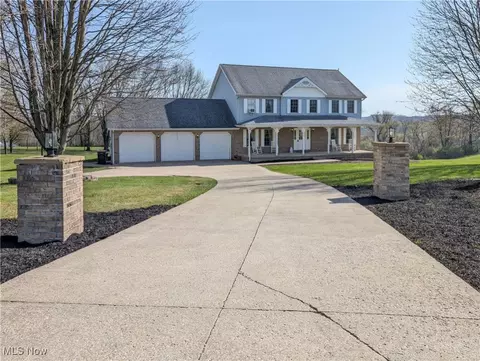 48621 Rosetta Dr, Negley, OH 44441
