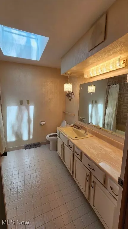 8355 Dalepoint Rd, Independence, OH 44131 photo 18