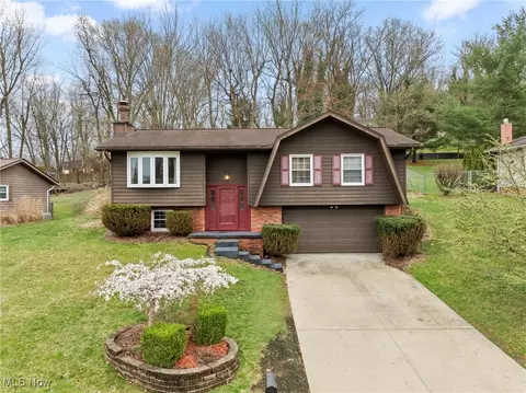 112 Windermere Dr, Saint Clairsville, OH 43950