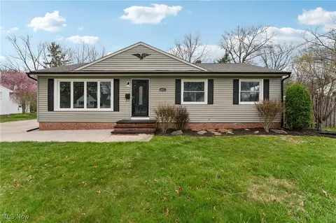 6523 Charles Rd, North Olmsted, OH 44070