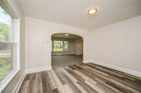 338 Denison Ave, Elyria, OH 44035 photo 8