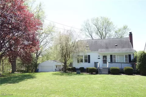 552 Kruger Ave, Akron, OH 44319