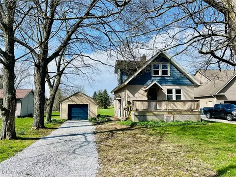 3557 Carper Ave, Akron, OH 44312