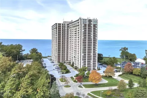 12900 Lake Ave #507, Lakewood, OH 44107