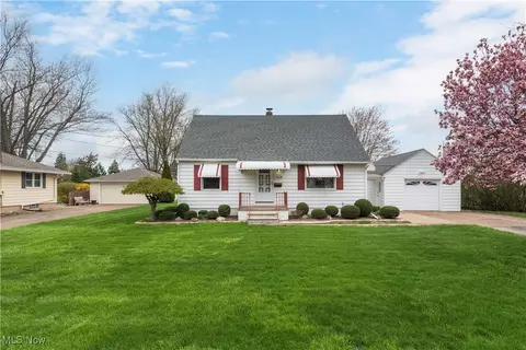 1318 W 33rd St, Lorain, OH 44053