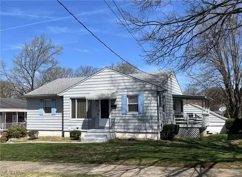 99 E Ralston Ave, Akron, OH 44301