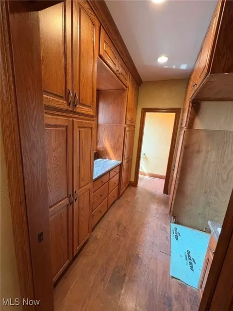 3065 Perry Dr NW, Canton, OH 44708 photo 11