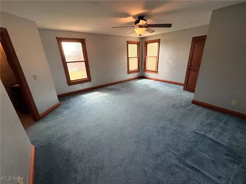 3065 Perry Dr NW, Canton, OH 44708 photo 23